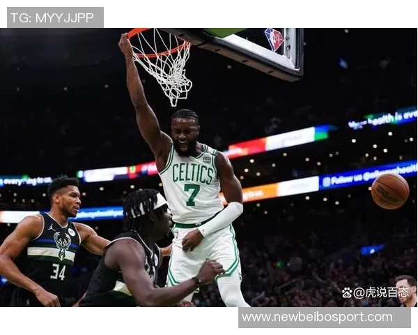 杰伦布朗带领球队逆转胜利19投9中砍下29分助攻4次第三节独得17分 杰伦布朗带领球队逆转胜利19投9中砍下29分助攻4次第三节独得17分