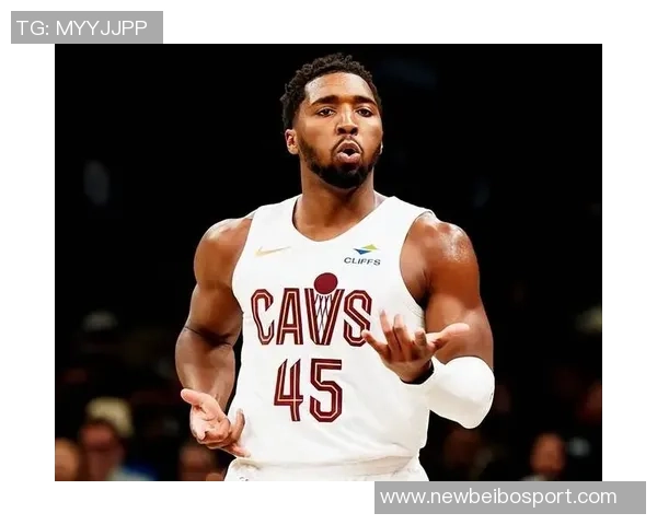 米切尔全场最高30分助球队锁定胜局末节狂砍14分展现绝对统治力 米切尔全场最高30分助球队锁定胜局末节狂砍14分展现绝对统治力