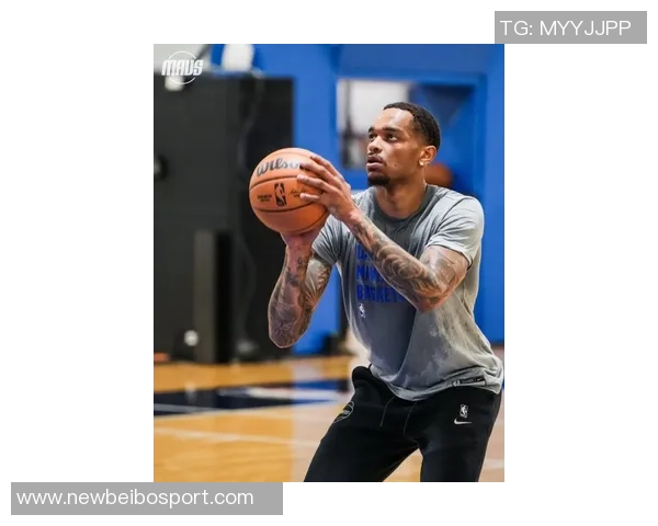 全队齐心协力专注训练独行侠官方分享精彩瞬间 全队齐心协力专注训练独行侠官方分享精彩瞬间